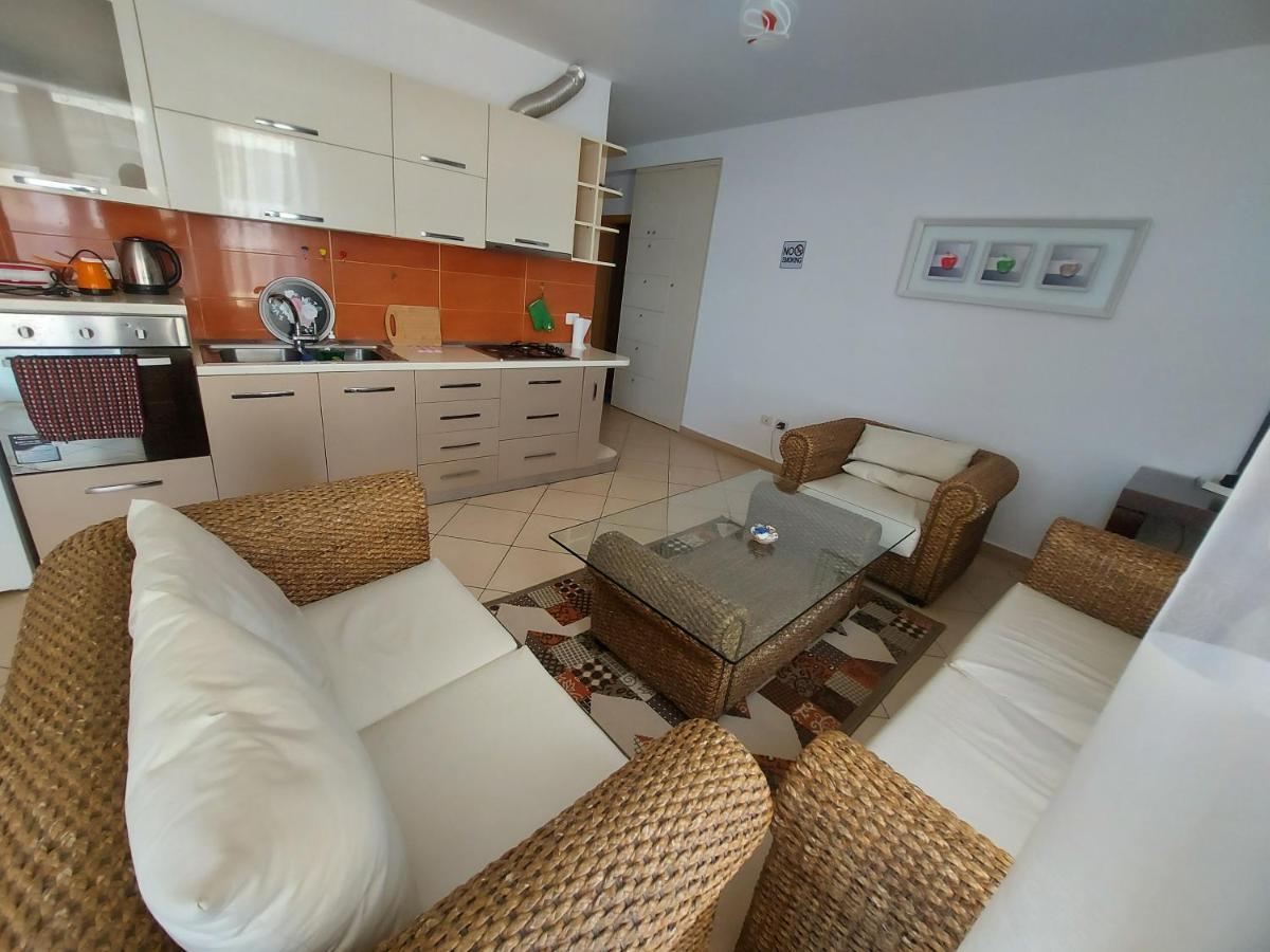 Bral Apartments 4 Durrës Esterno foto