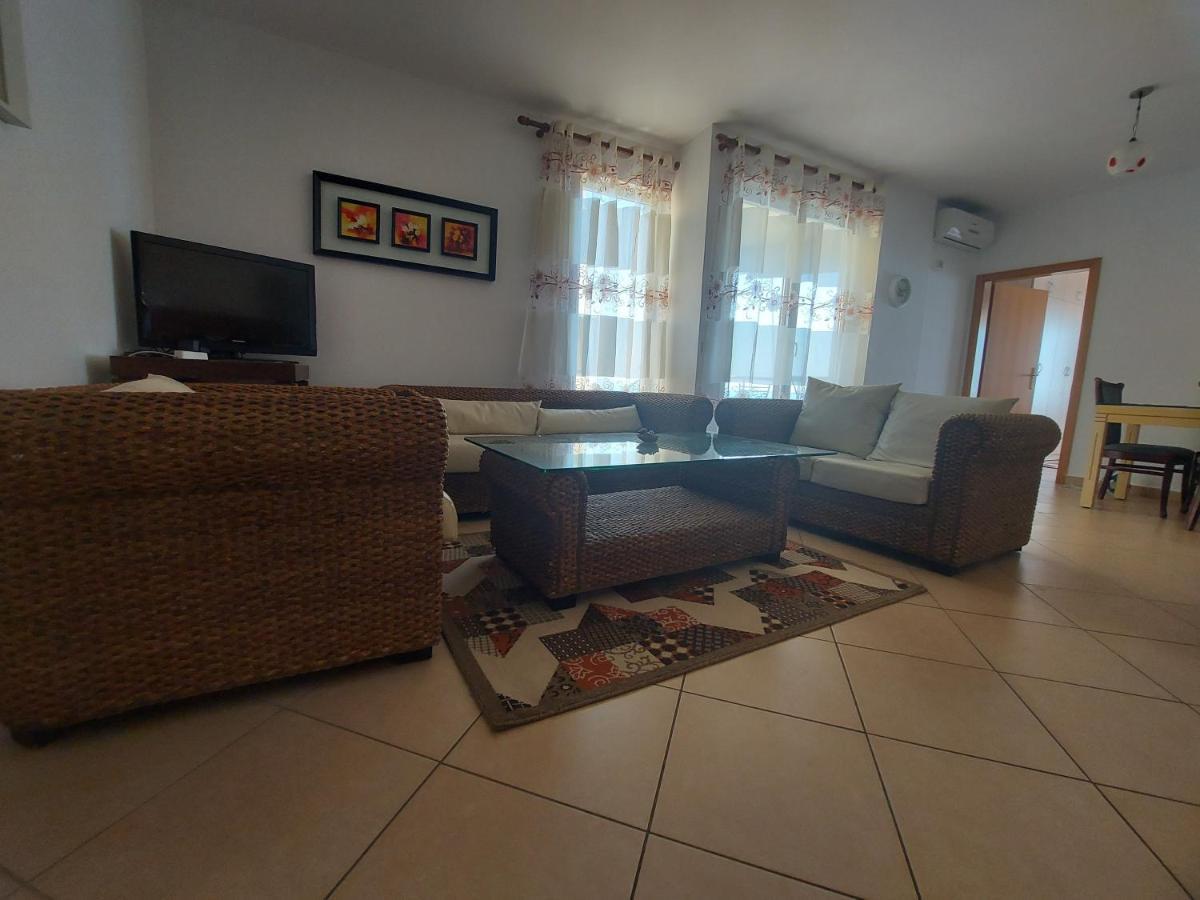 Bral Apartments 4 Durrës Esterno foto