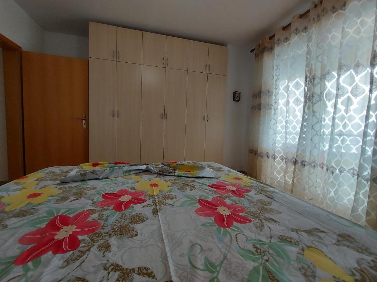 Bral Apartments 4 Durrës Esterno foto