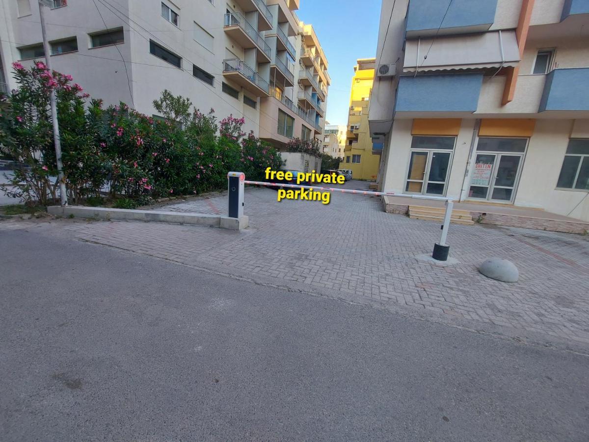 Bral Apartments 4 Durrës Esterno foto