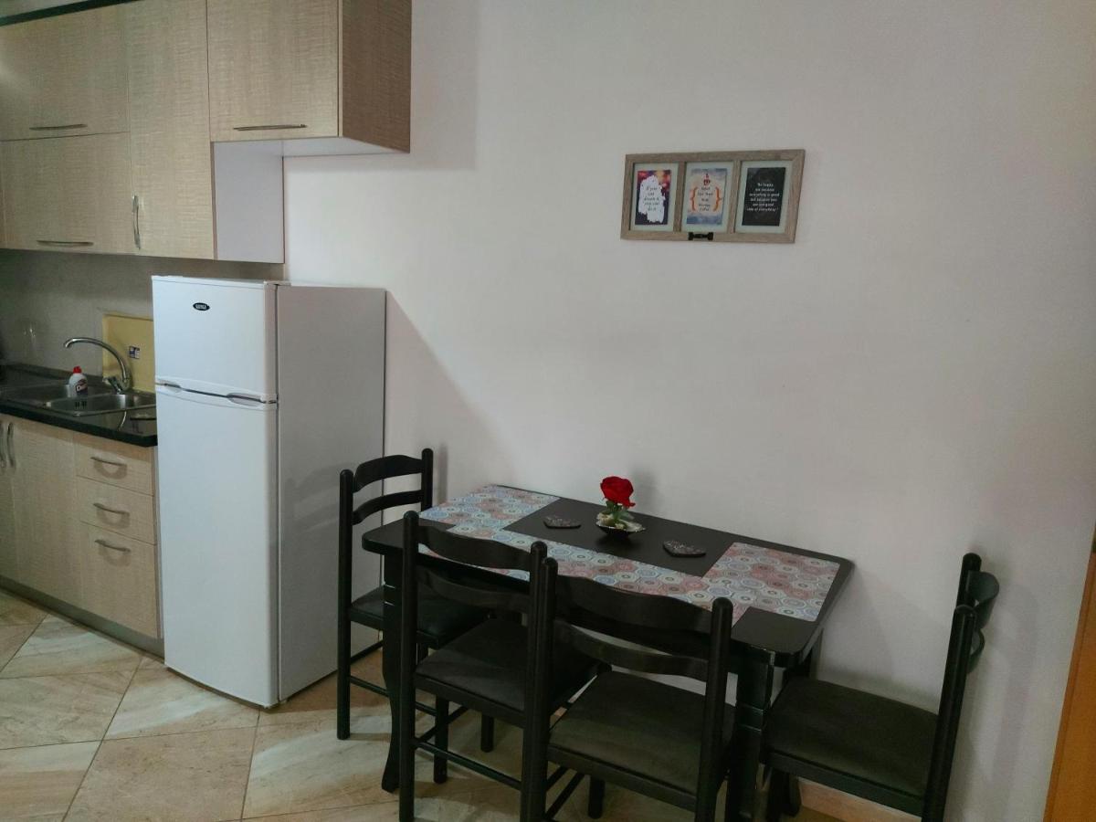 Bral Apartments 4 Durrës Esterno foto
