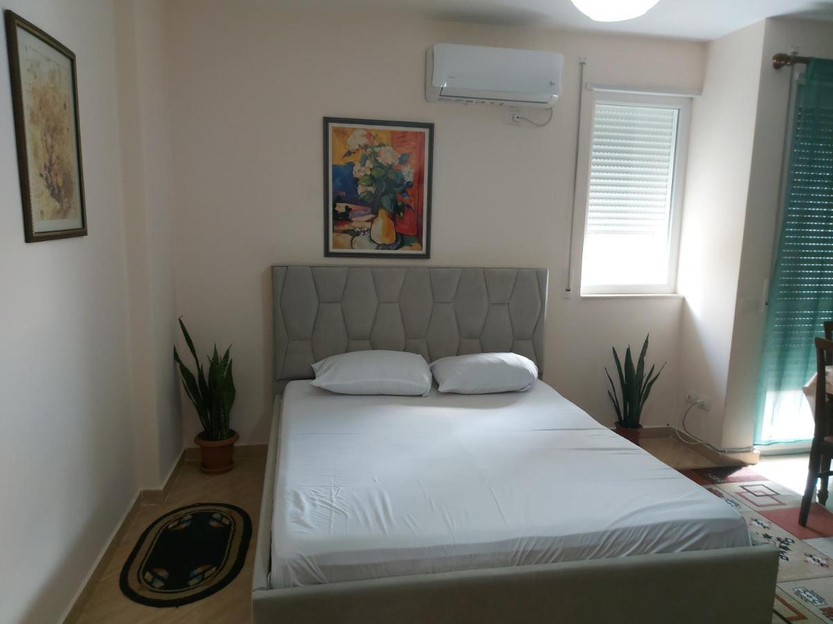 Bral Apartments 4 Durrës Esterno foto